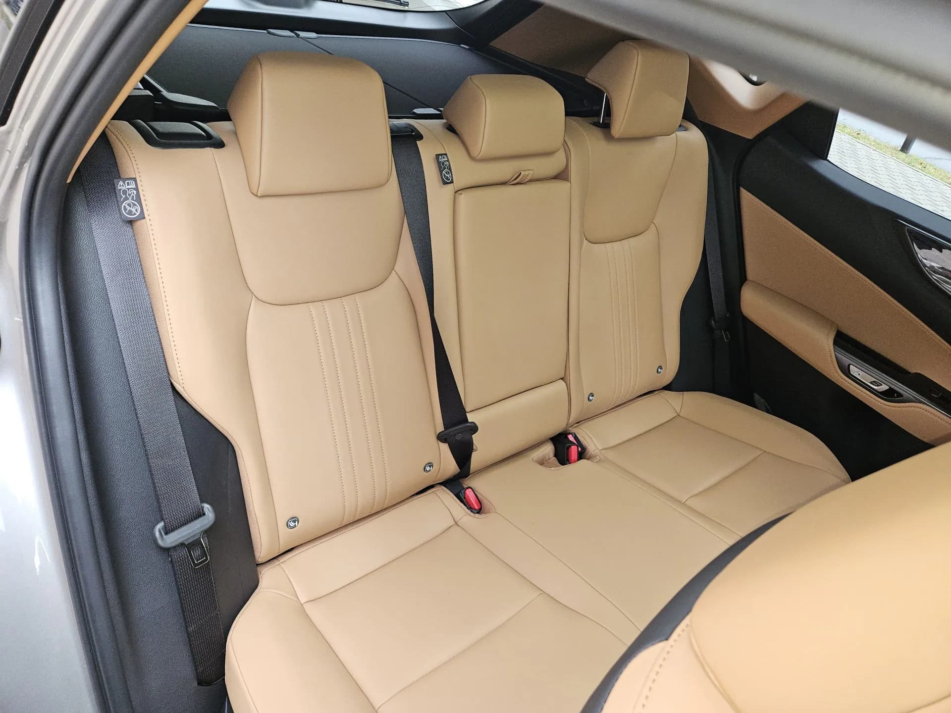 Lexus NX 350 - 4 WD-EXECUTIVE-HUD-360 — imaginea 14