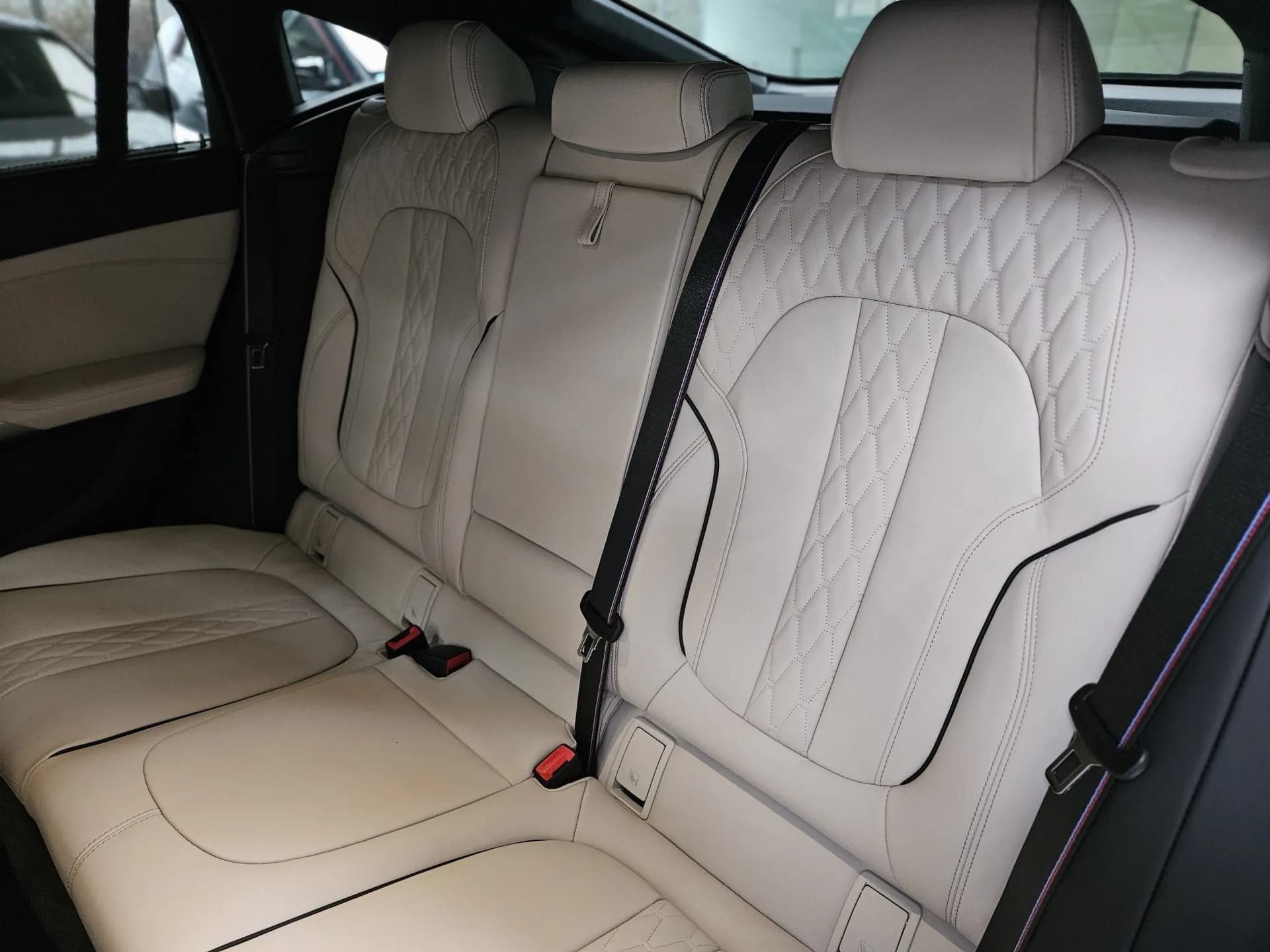 BMW X6 30d xDrive M-Sport — imaginea 55