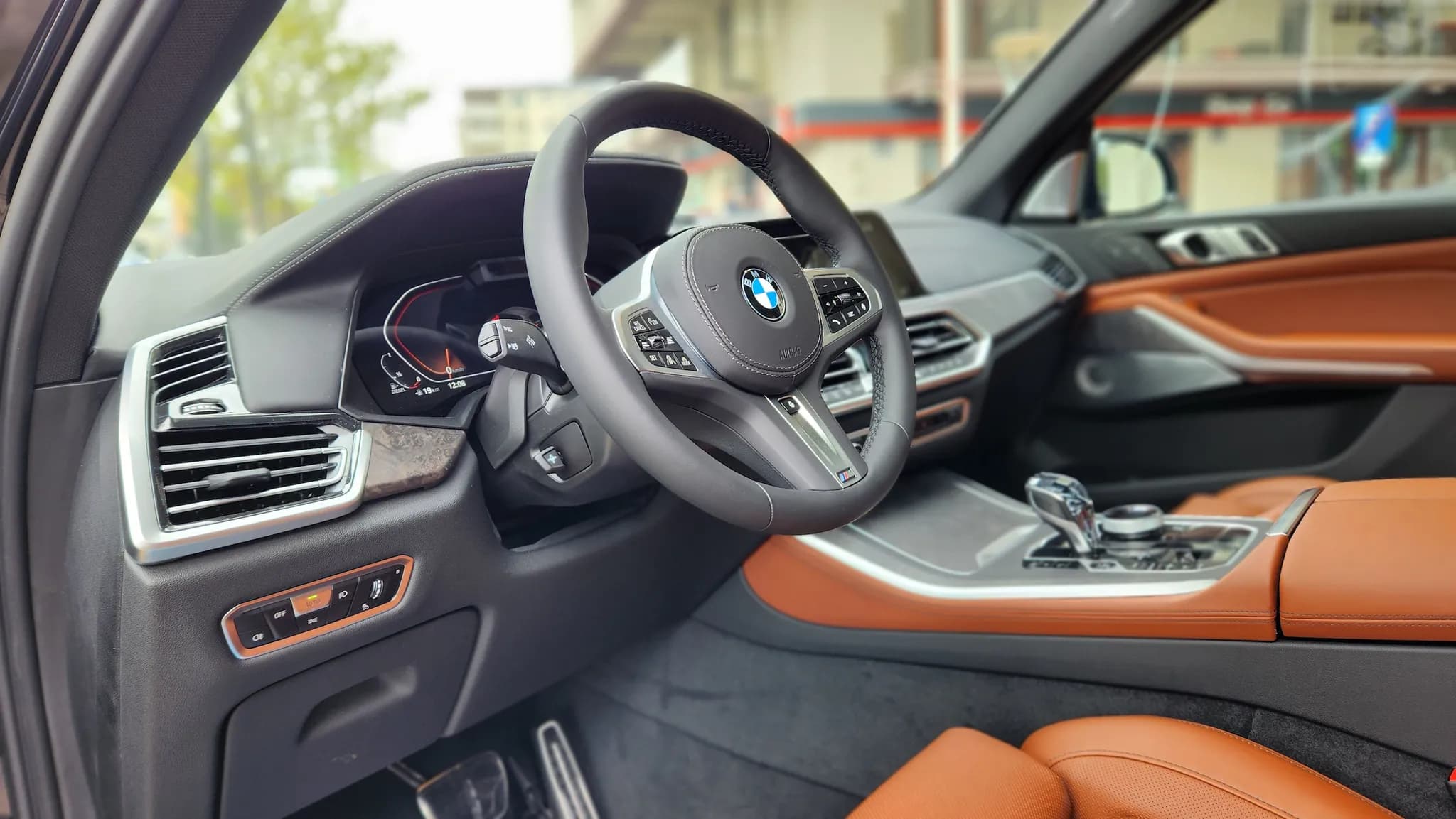 BMW X5 40d M-Sport — imaginea 14