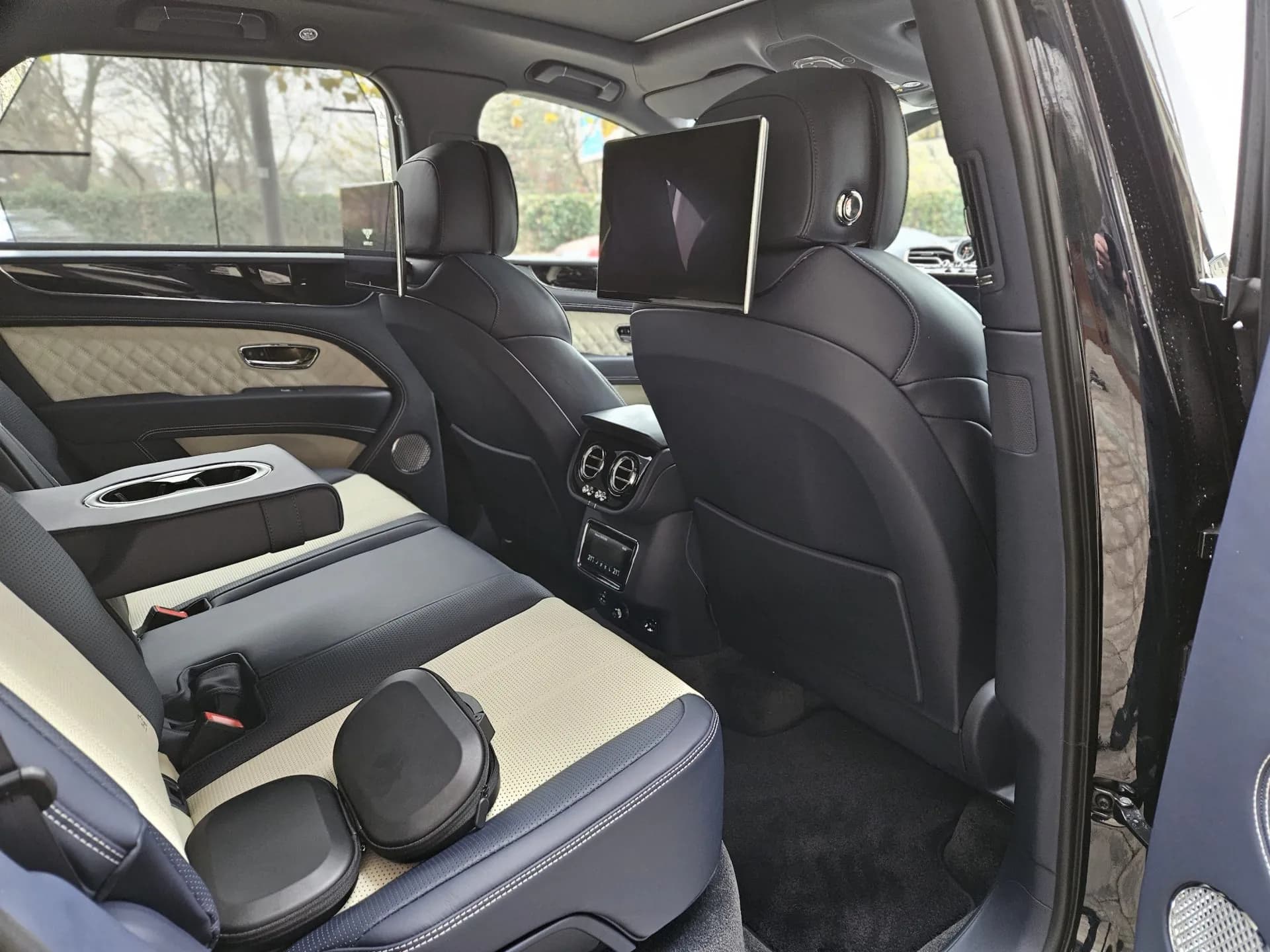 Bentley Bentayga S Mulliner Carbon Naim Touring — imaginea 11