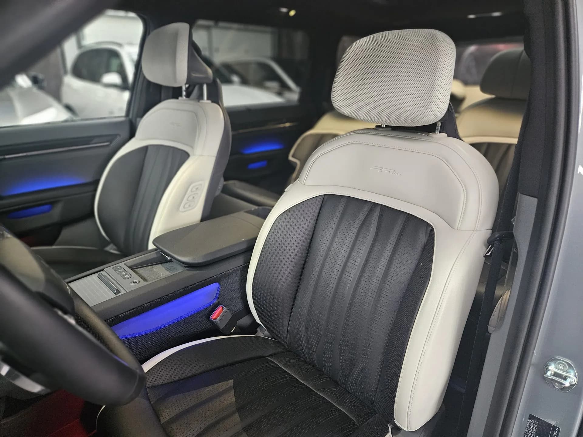 Kia EV9 AWD GT-LINE — imaginea 12
