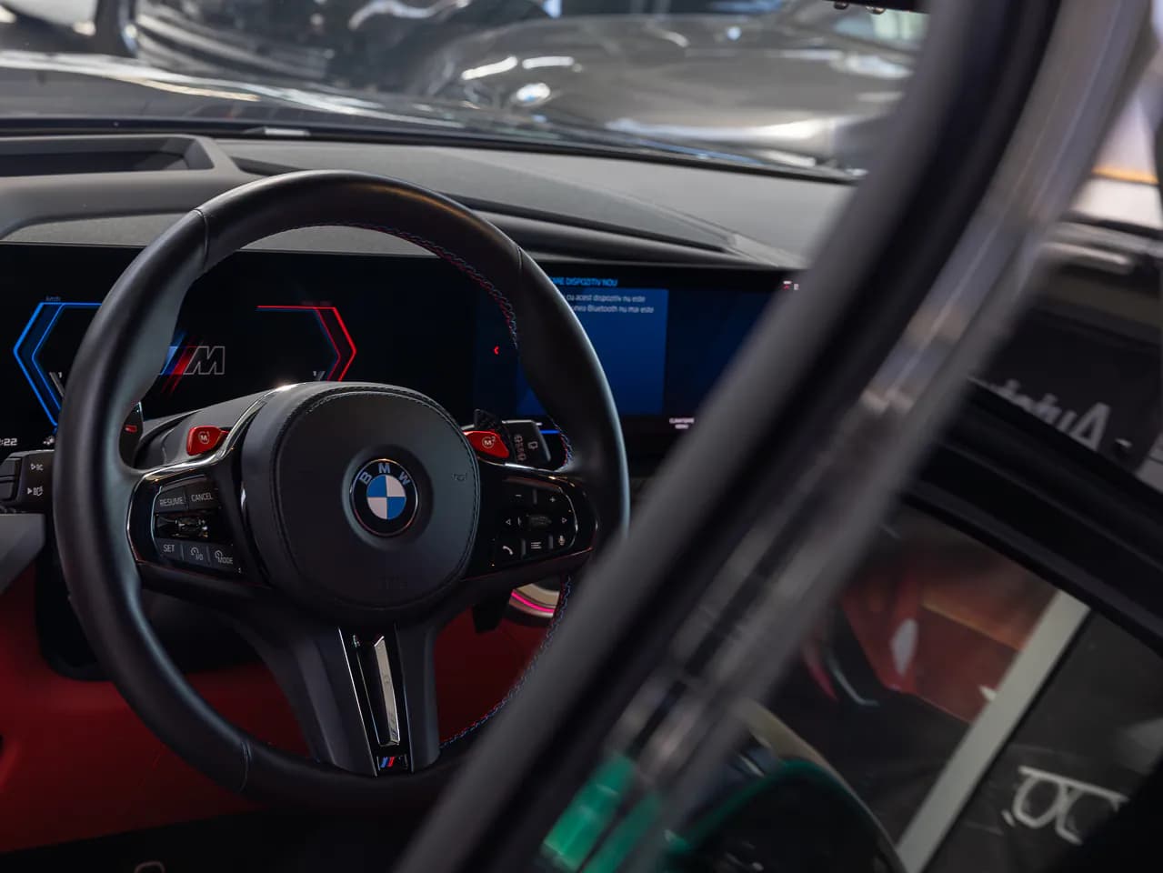 BMW XM — imaginea 10