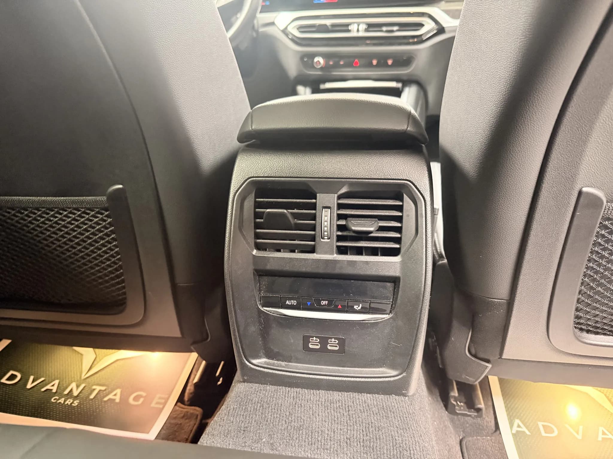 BMW Seria 3 320d xDrive — imaginea 13