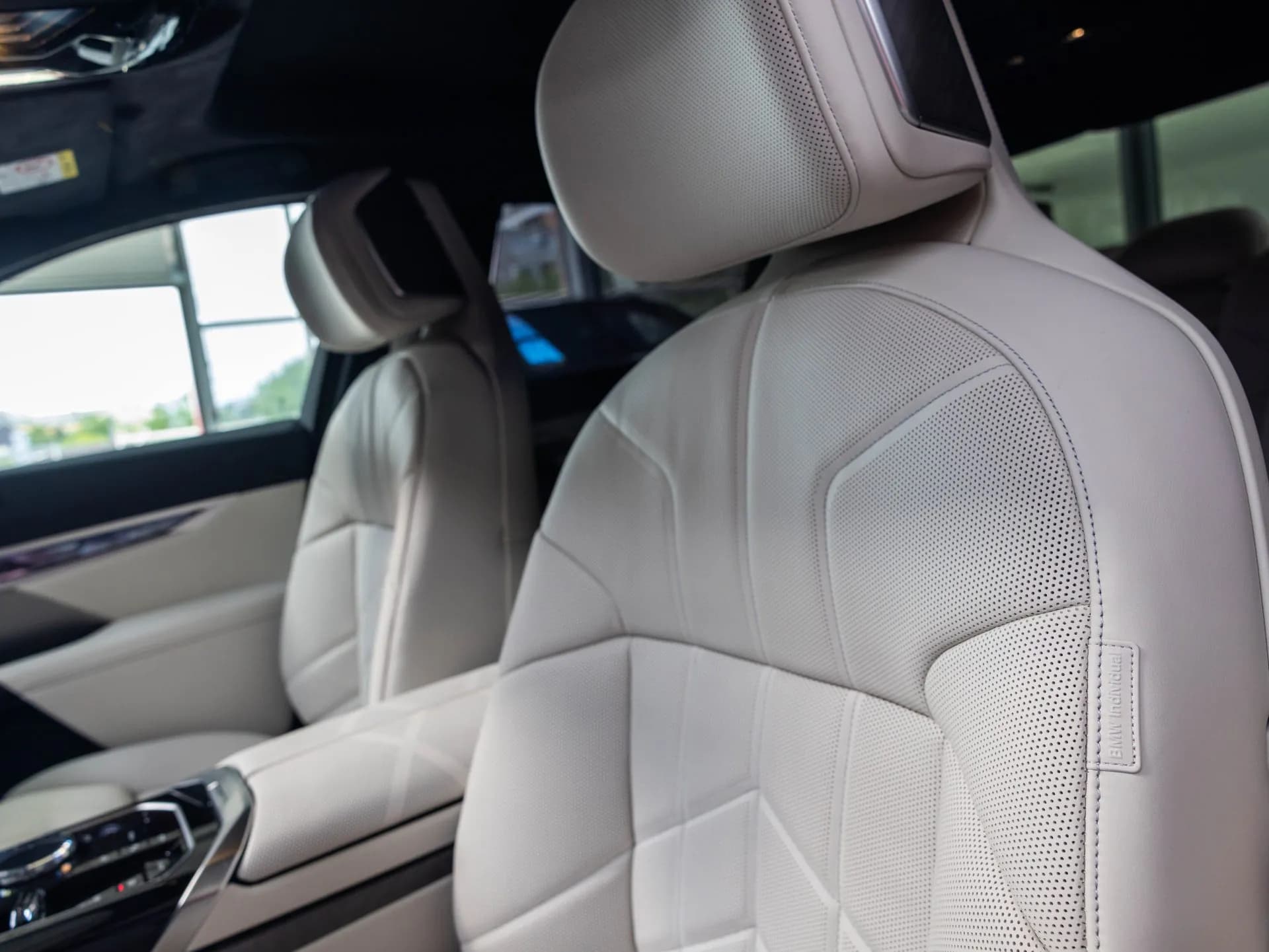 BMW 740d M-Sport — imaginea 11