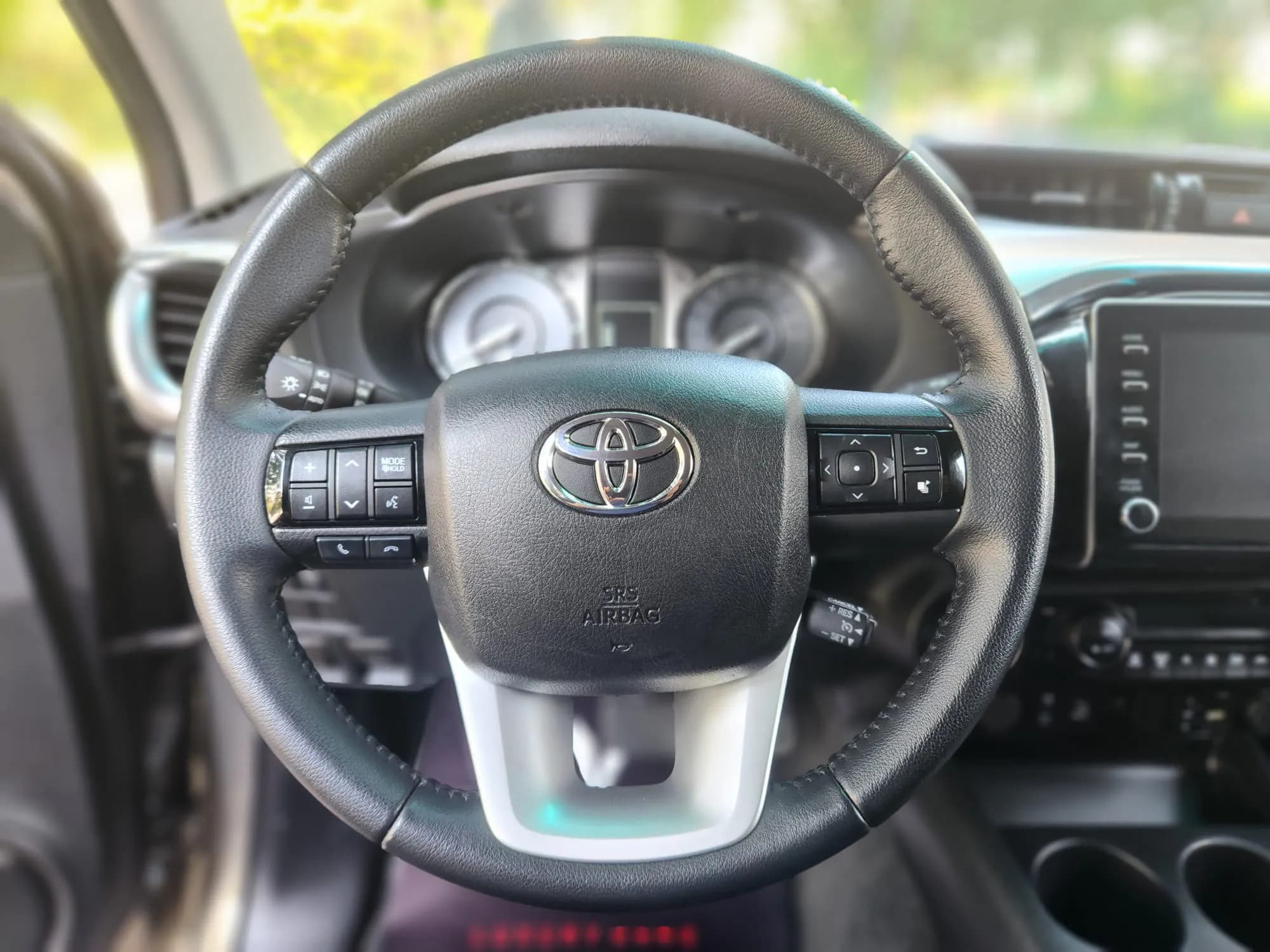 Toyota Hilux Comfort — imaginea 11