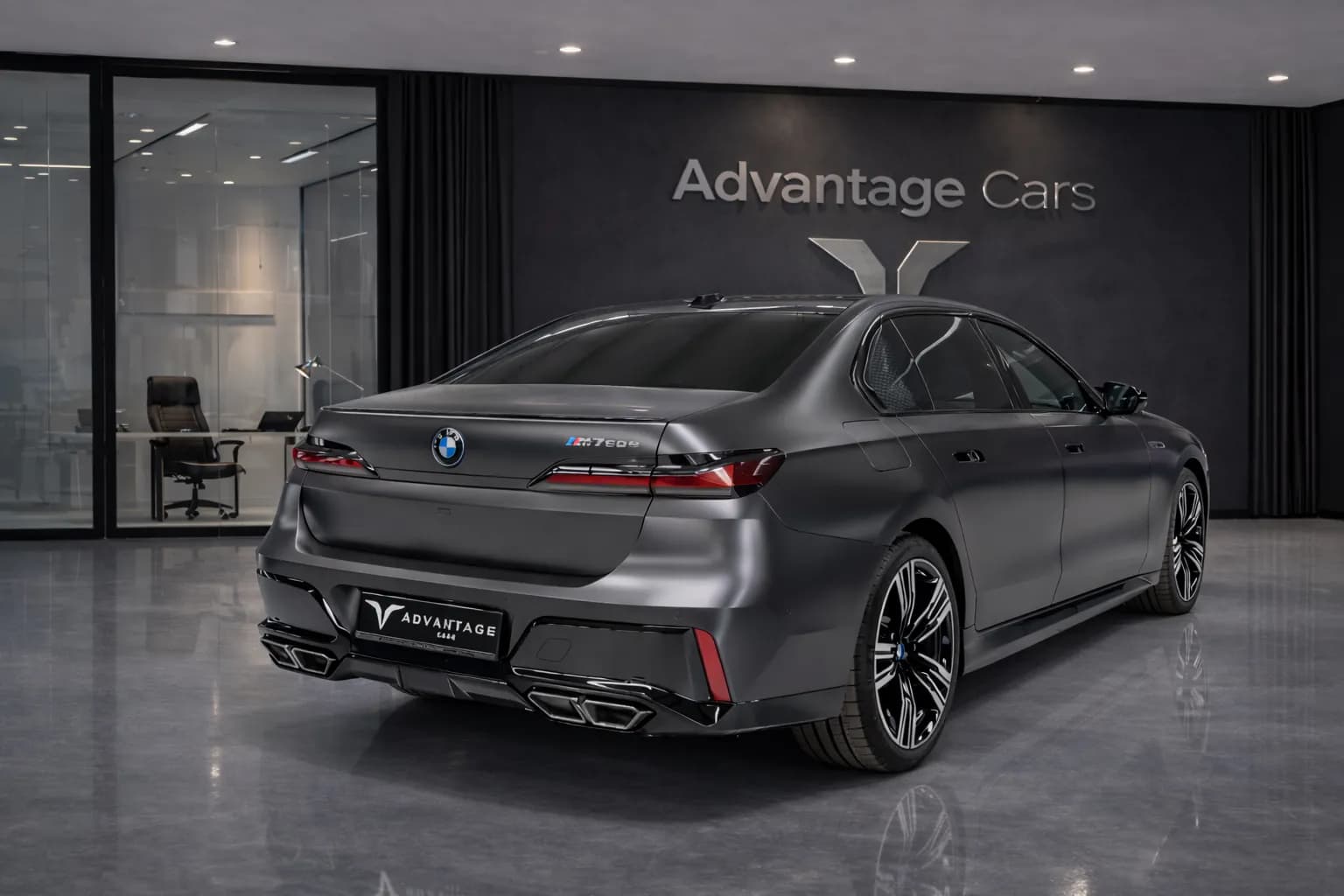 BMW M760e — imaginea 9