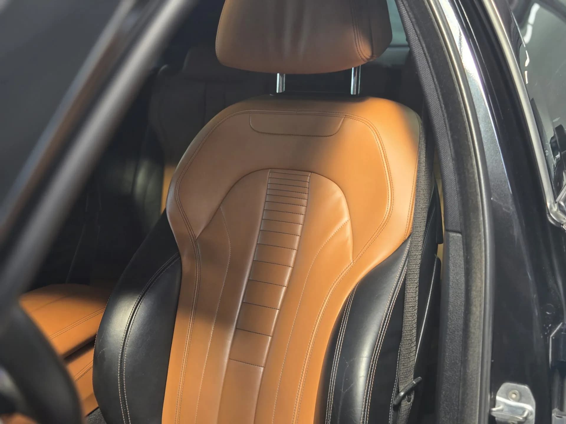 BMW X6 xDrive30d — imaginea 9