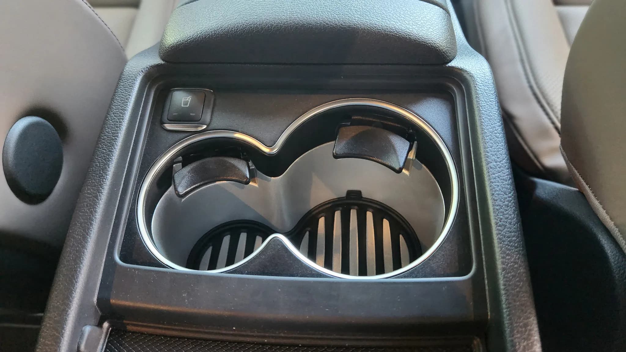 Mercedes-Benz V300-AMG Style — imaginea 21