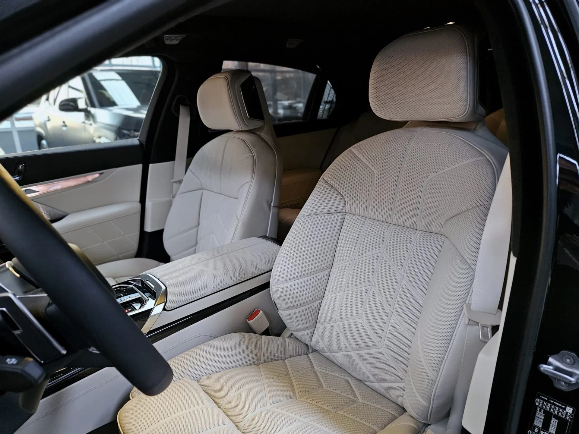 BMW 740d xDrive/M-Sport/BO&W/Sky Lounge — imaginea 14