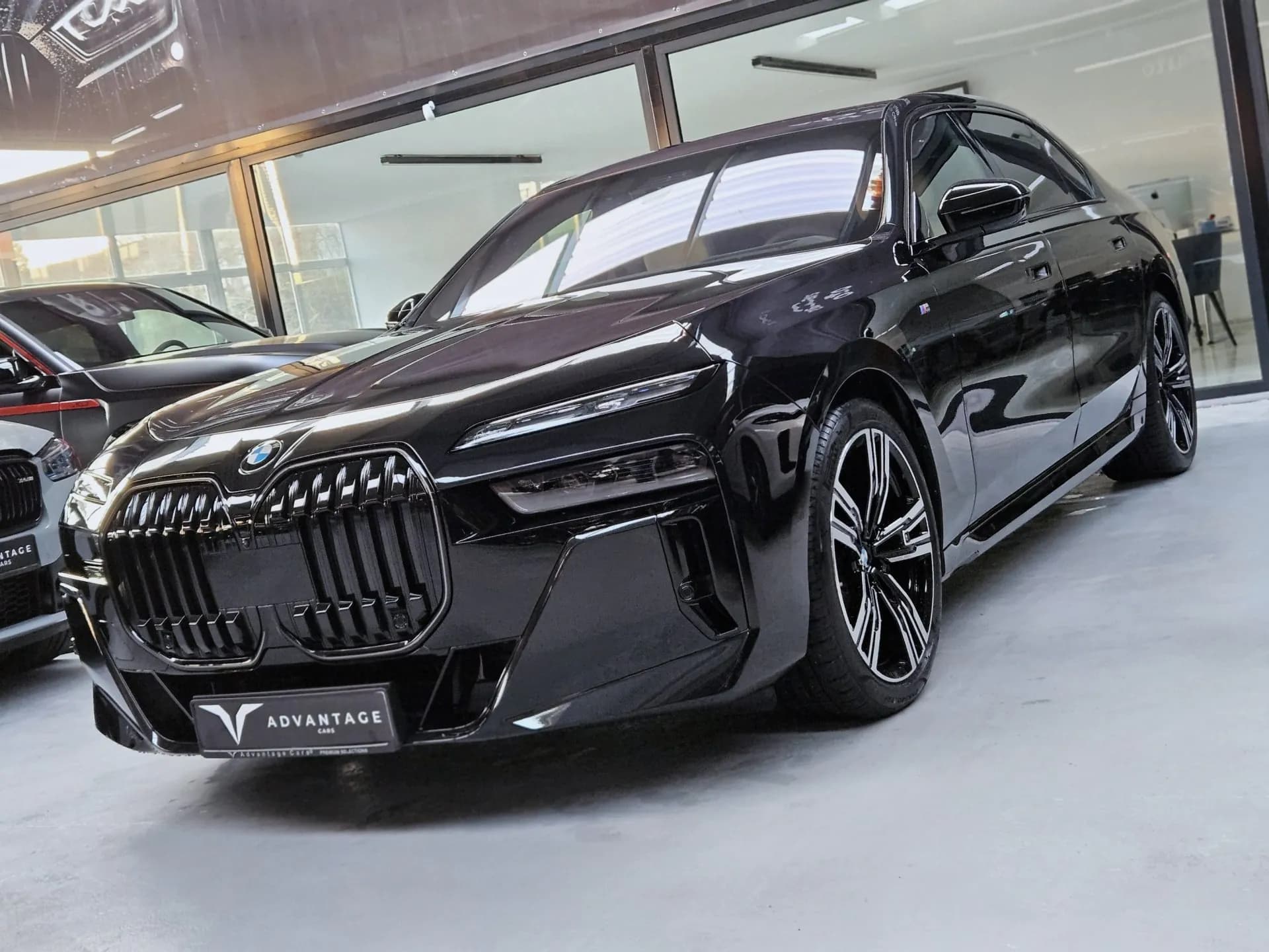 BMW 740d xDrive/M-Sport/BO&W/Sky Lounge — imaginea 9