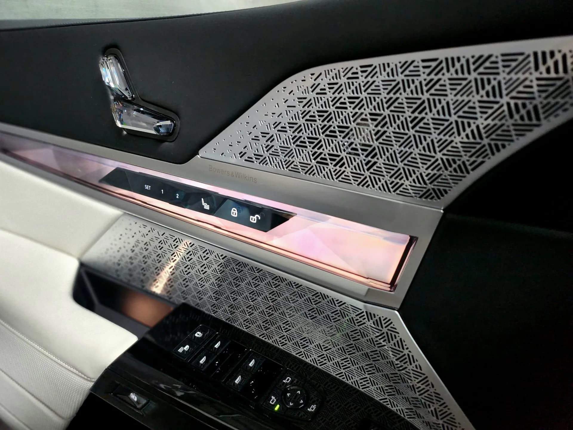BMW 740d xDrive/M-Sport/BO&W/Sky Lounge — imaginea 21