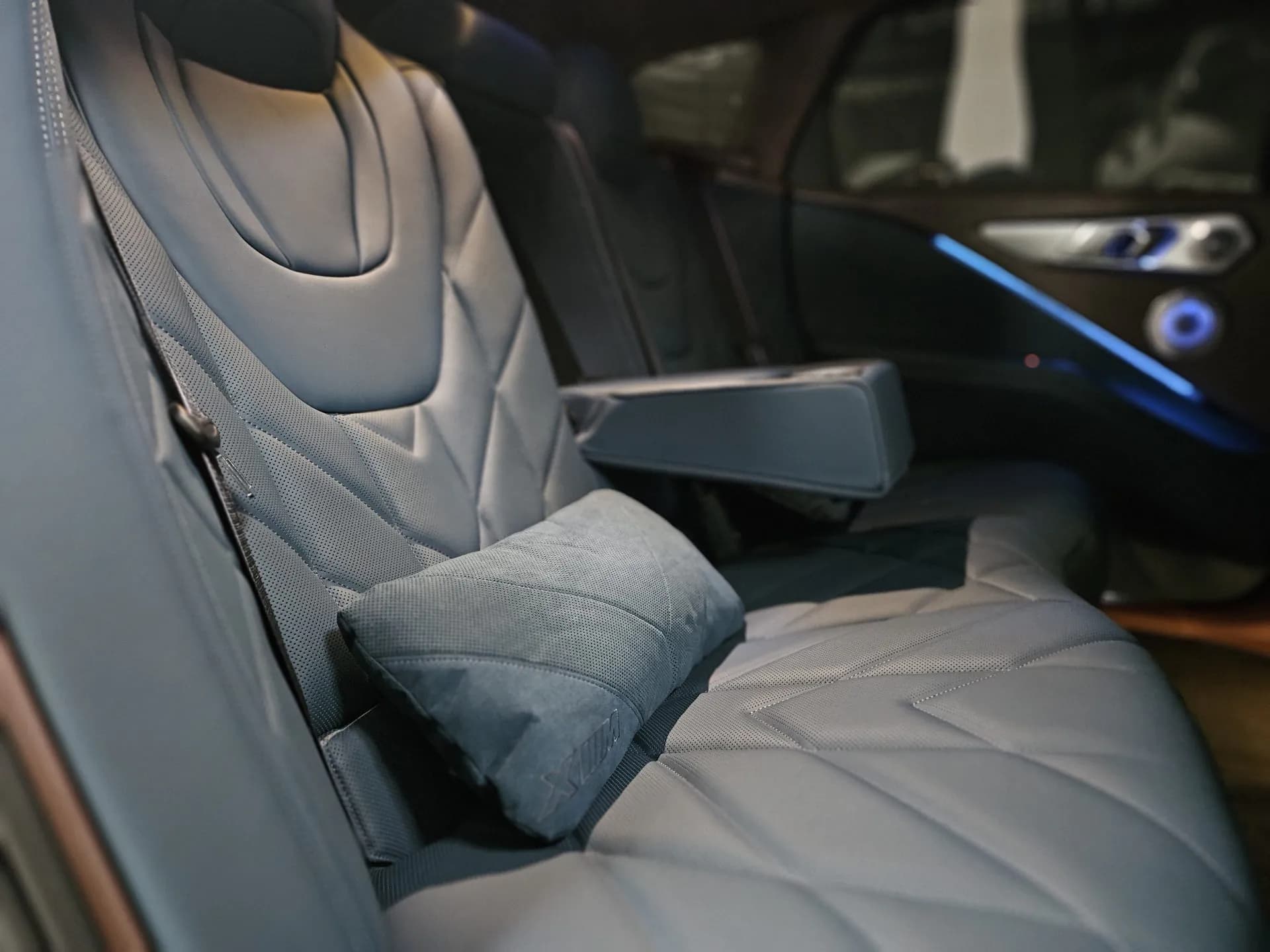 BMW XM — imaginea 19
