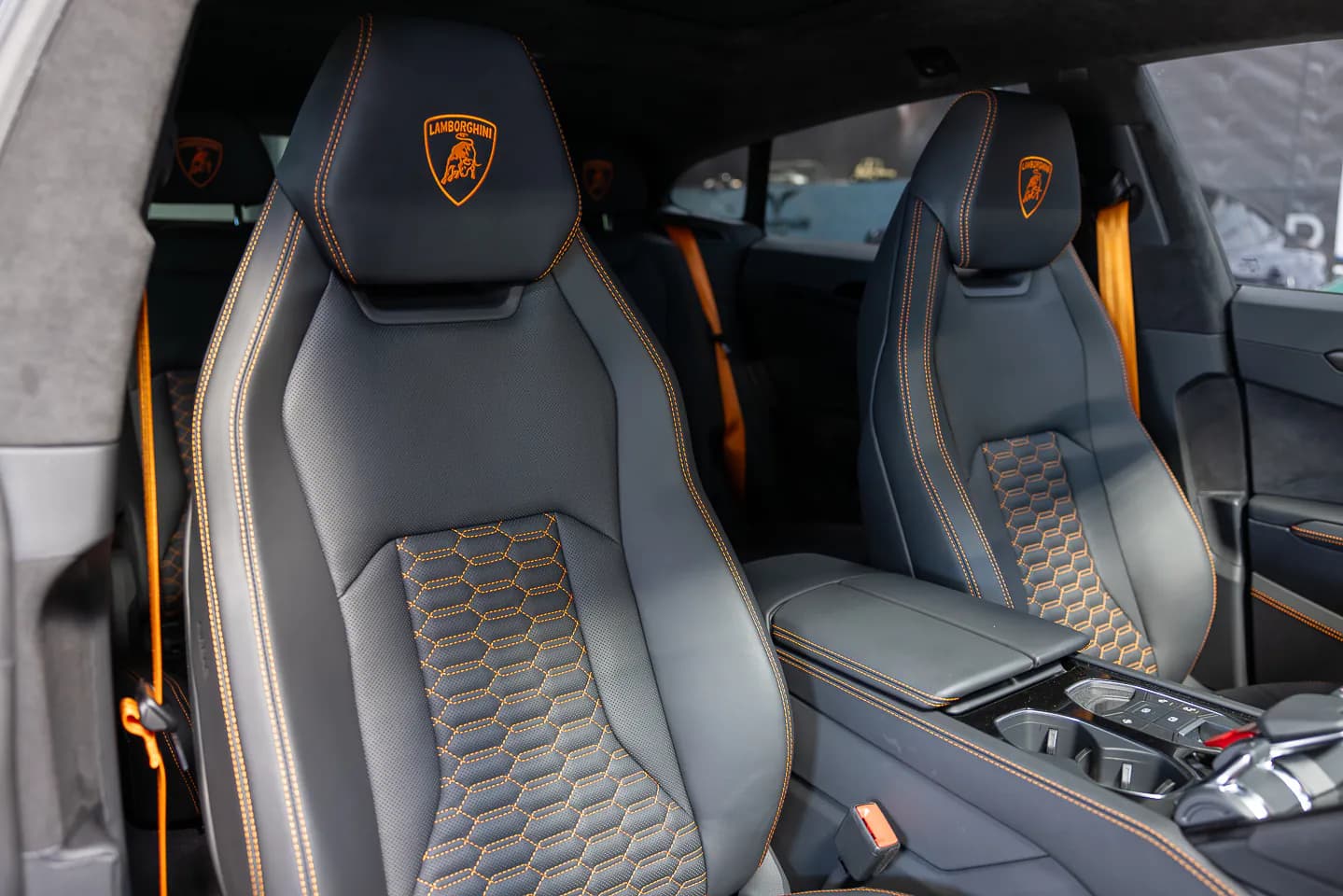 Lamborghini URUS S — imaginea 12