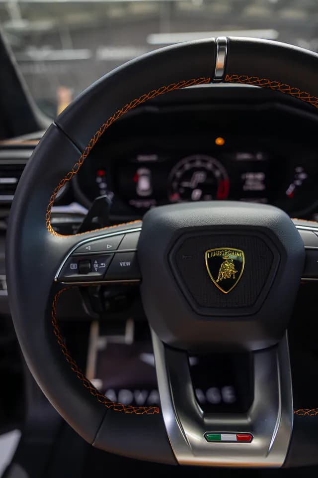 Lamborghini URUS S — imaginea 18