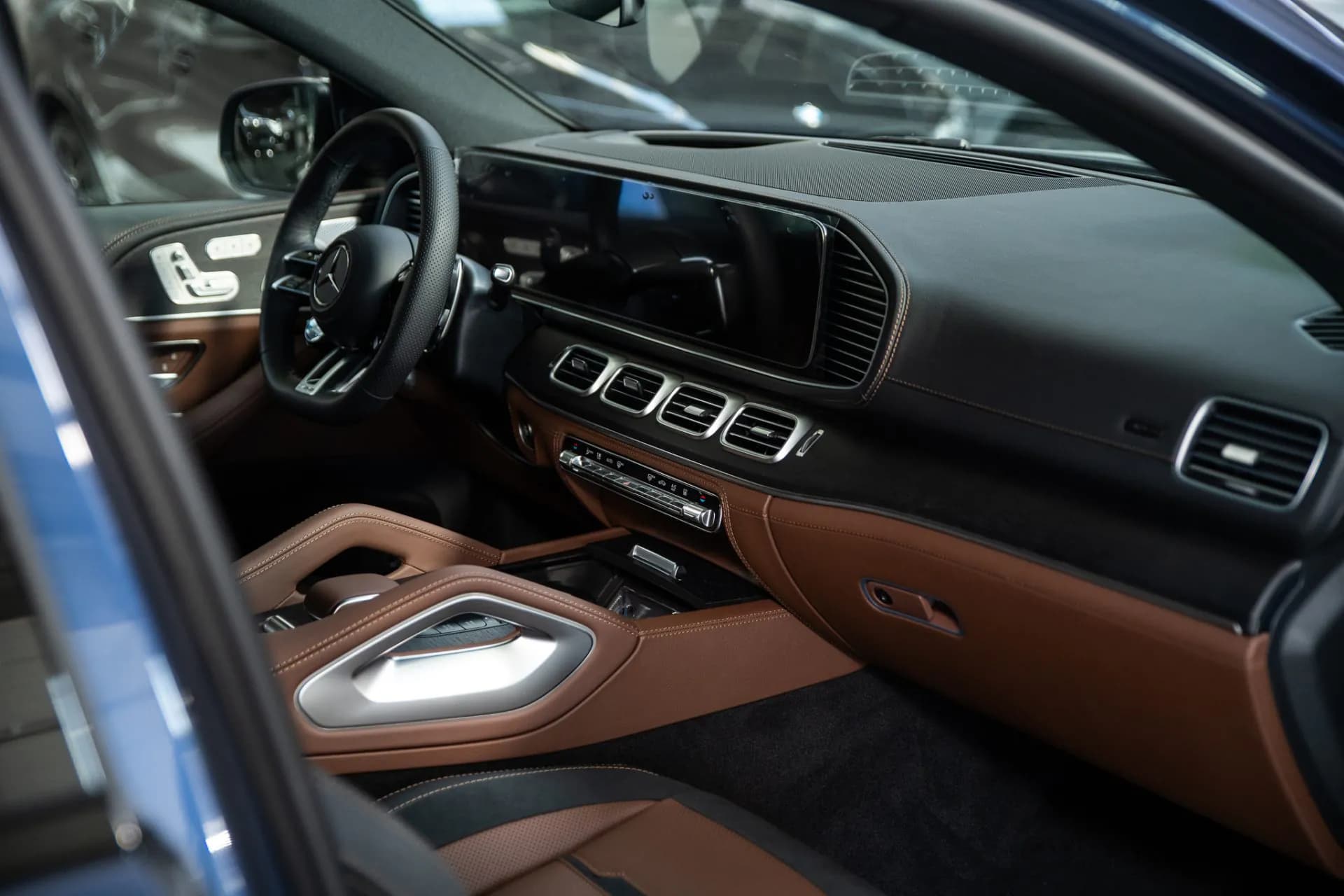 Mercedes-Benz GLE 53AMG Hybrid 4M Coupe — imaginea 13
