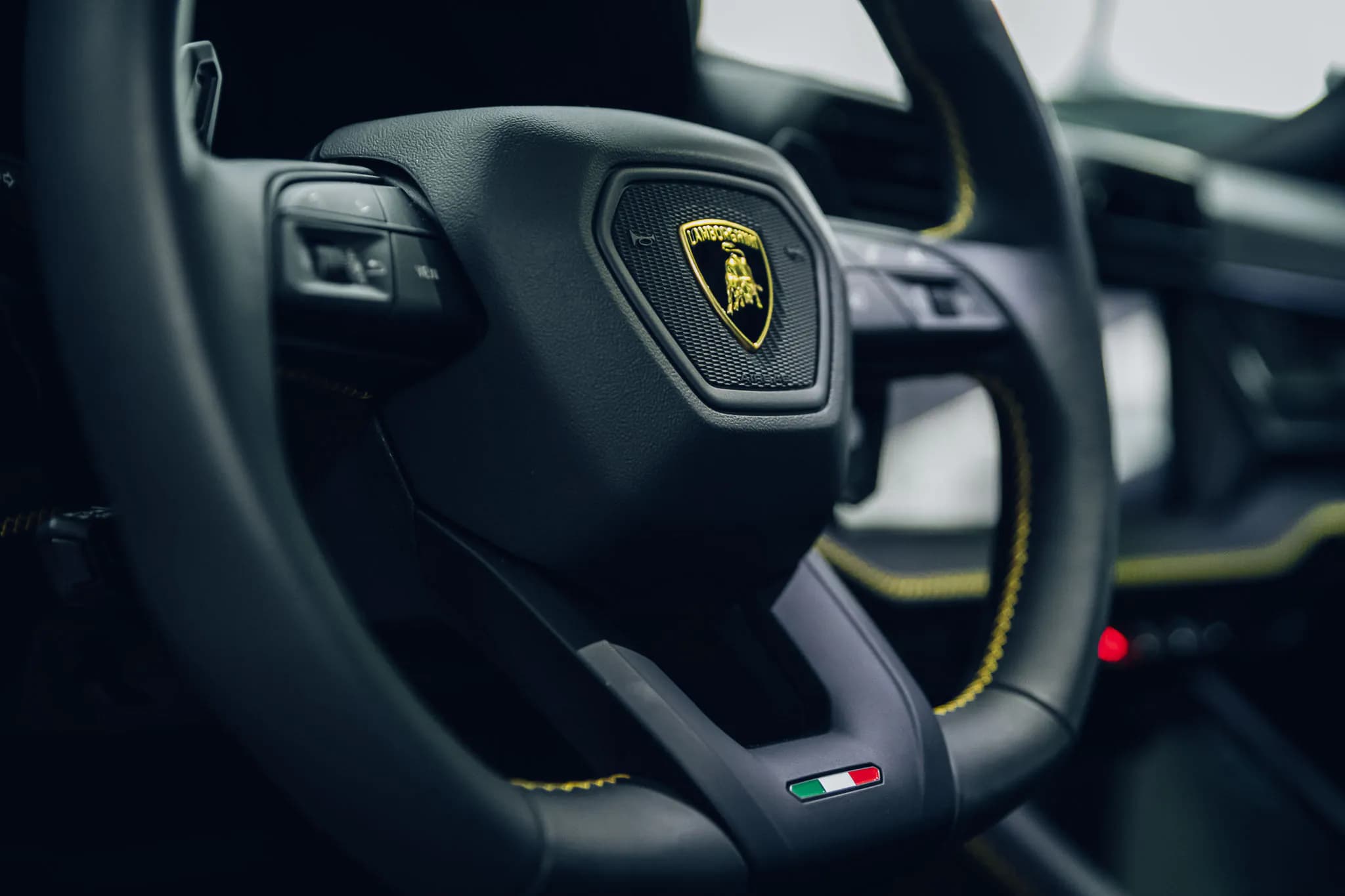 Lamborghini Urus SE — imaginea 41