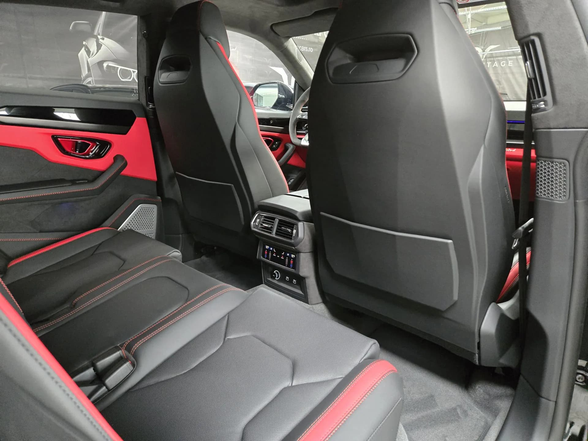 Lamborghini Urus SE — imaginea 18