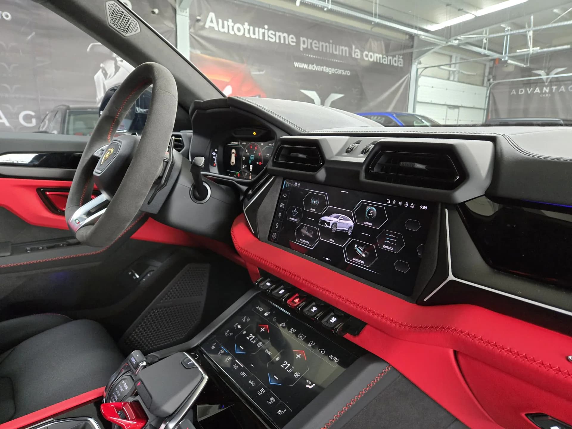 Lamborghini Urus SE — imaginea 15