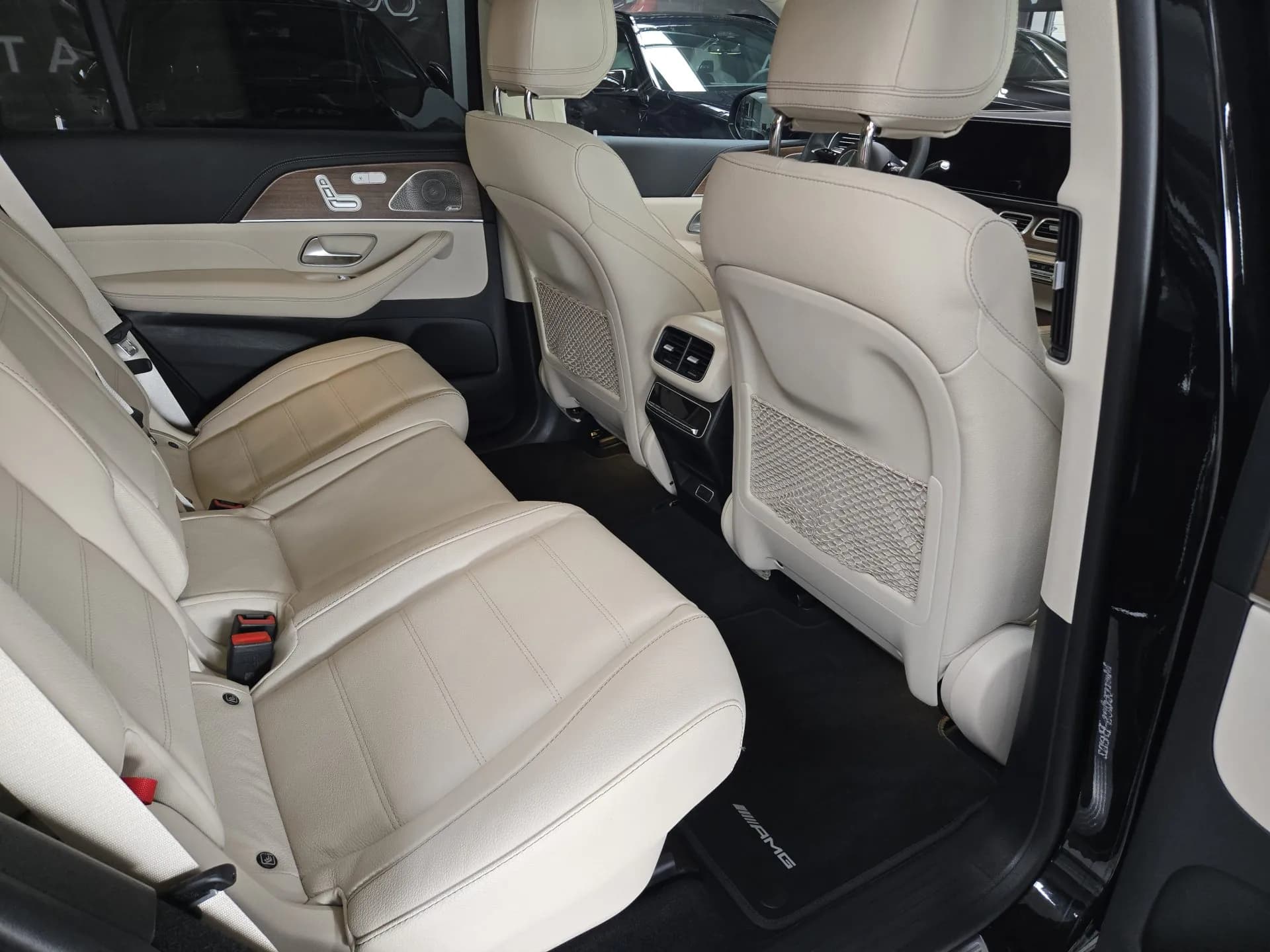 Mercedes-Benz GLS 350d AMG — imaginea 29