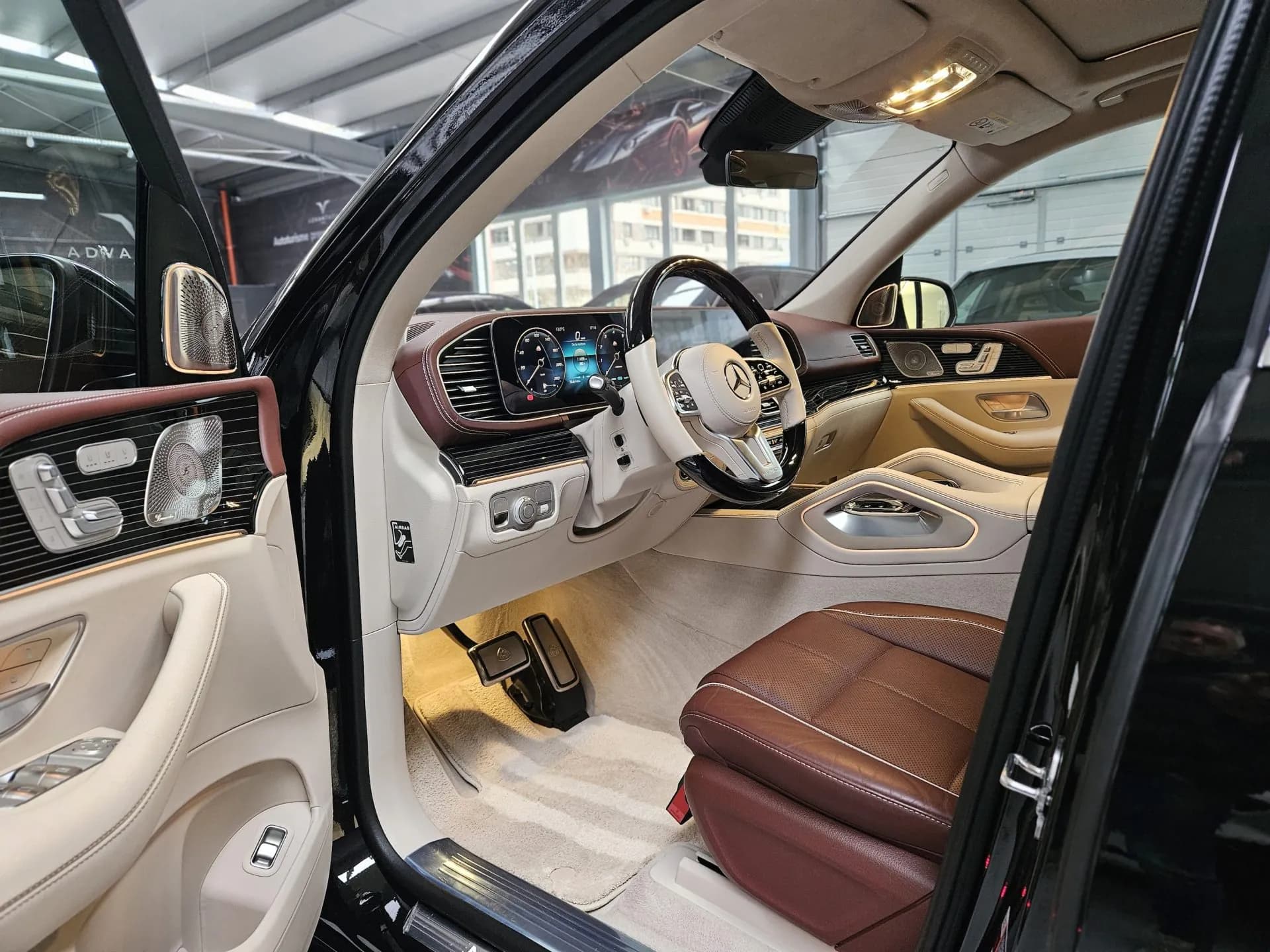 Mercedes Maybach GLS 600 — imaginea 19