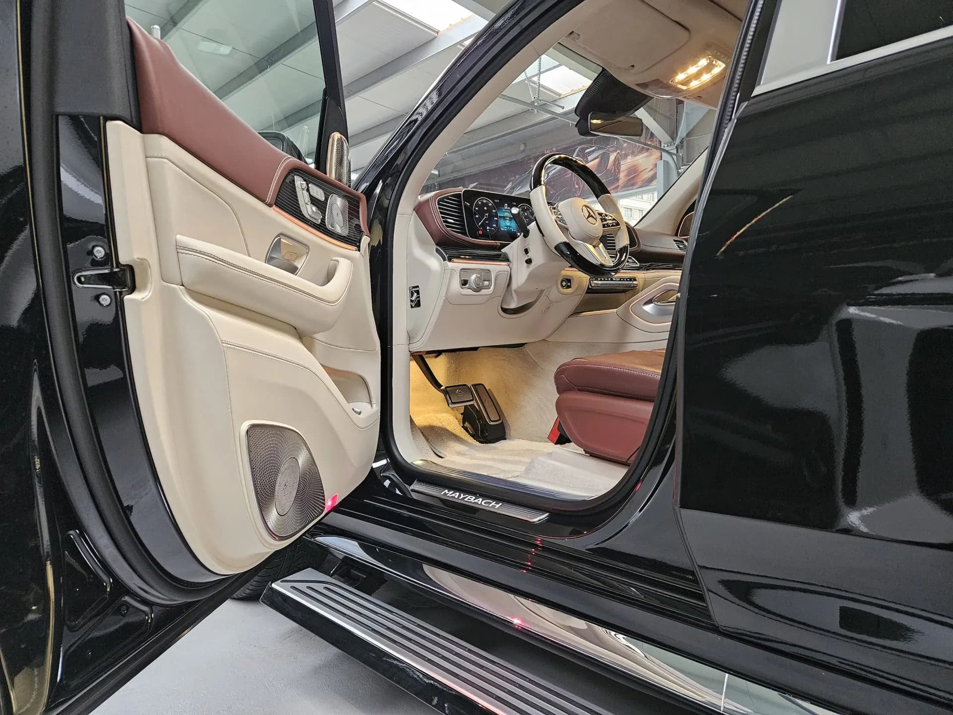 Mercedes Maybach GLS 600 — imaginea 17