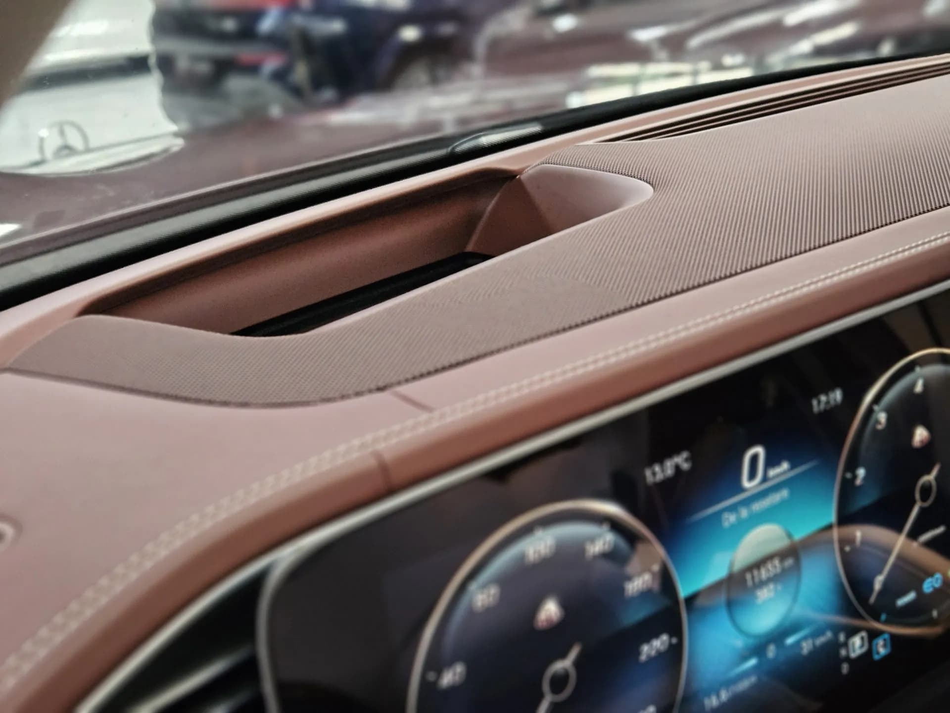 Mercedes Maybach GLS 600 — imaginea 26