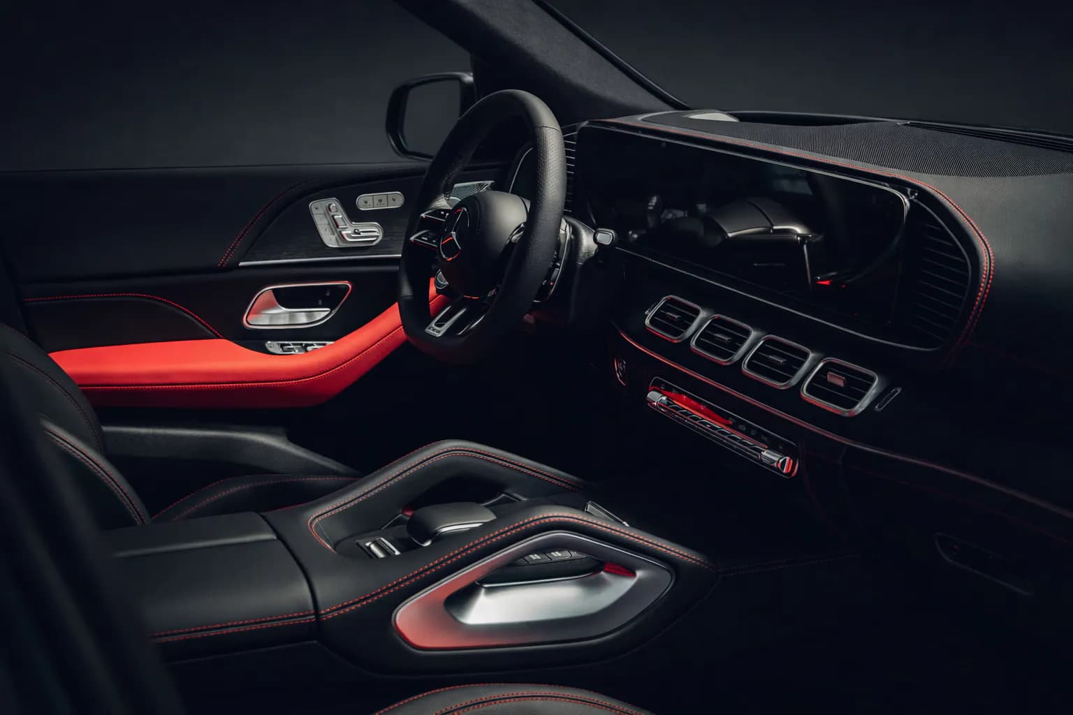 Mercedes-AMG GLE 53 Coupe 4MATIC+ — imaginea 17