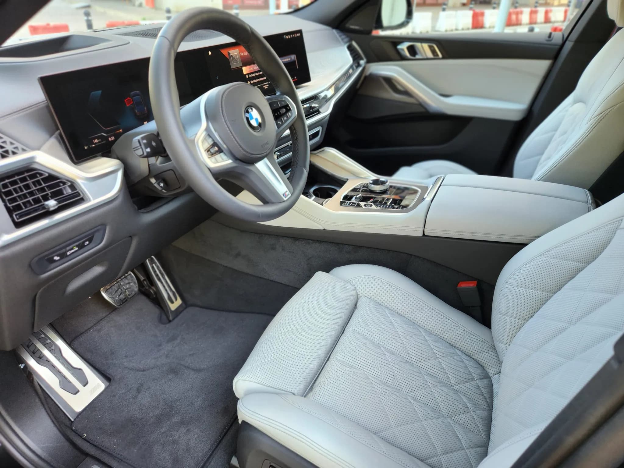 BMW X6 40i — imaginea 10