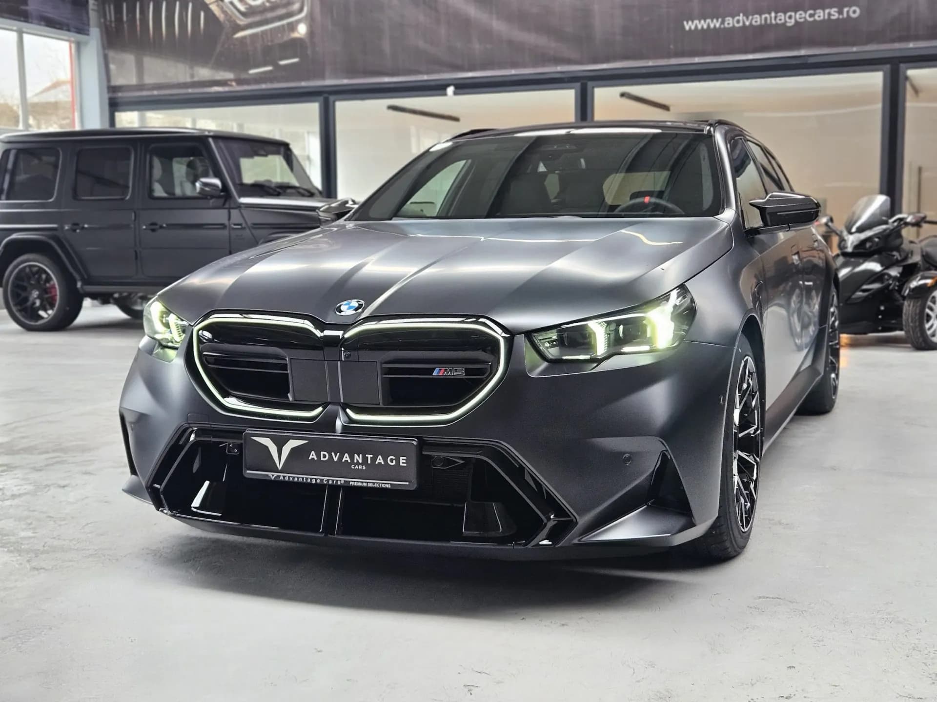 BMW M5 Touring MY25 — imaginea 10