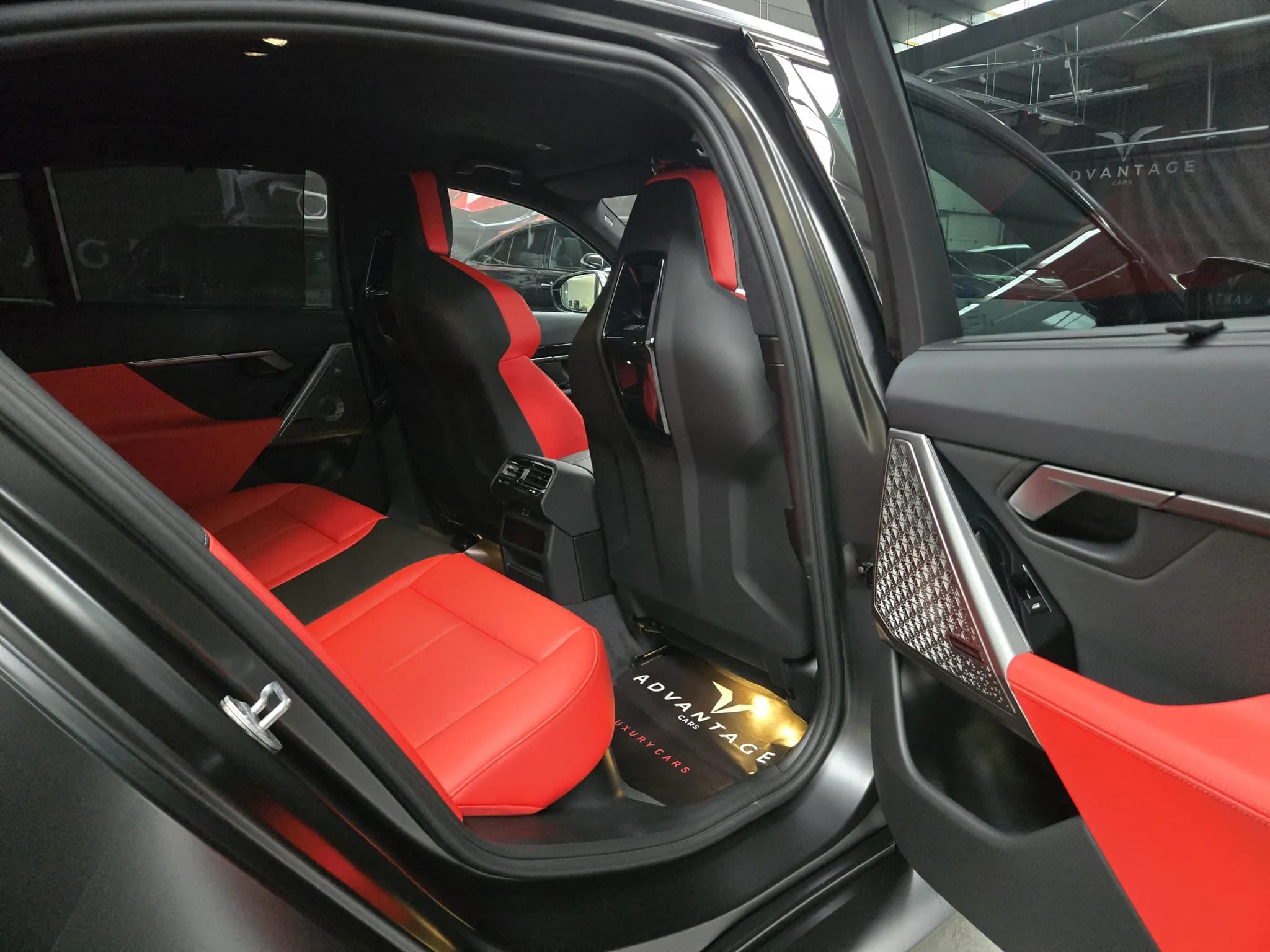 BMW M5 Sedan / Ultimate Package — imaginea 16