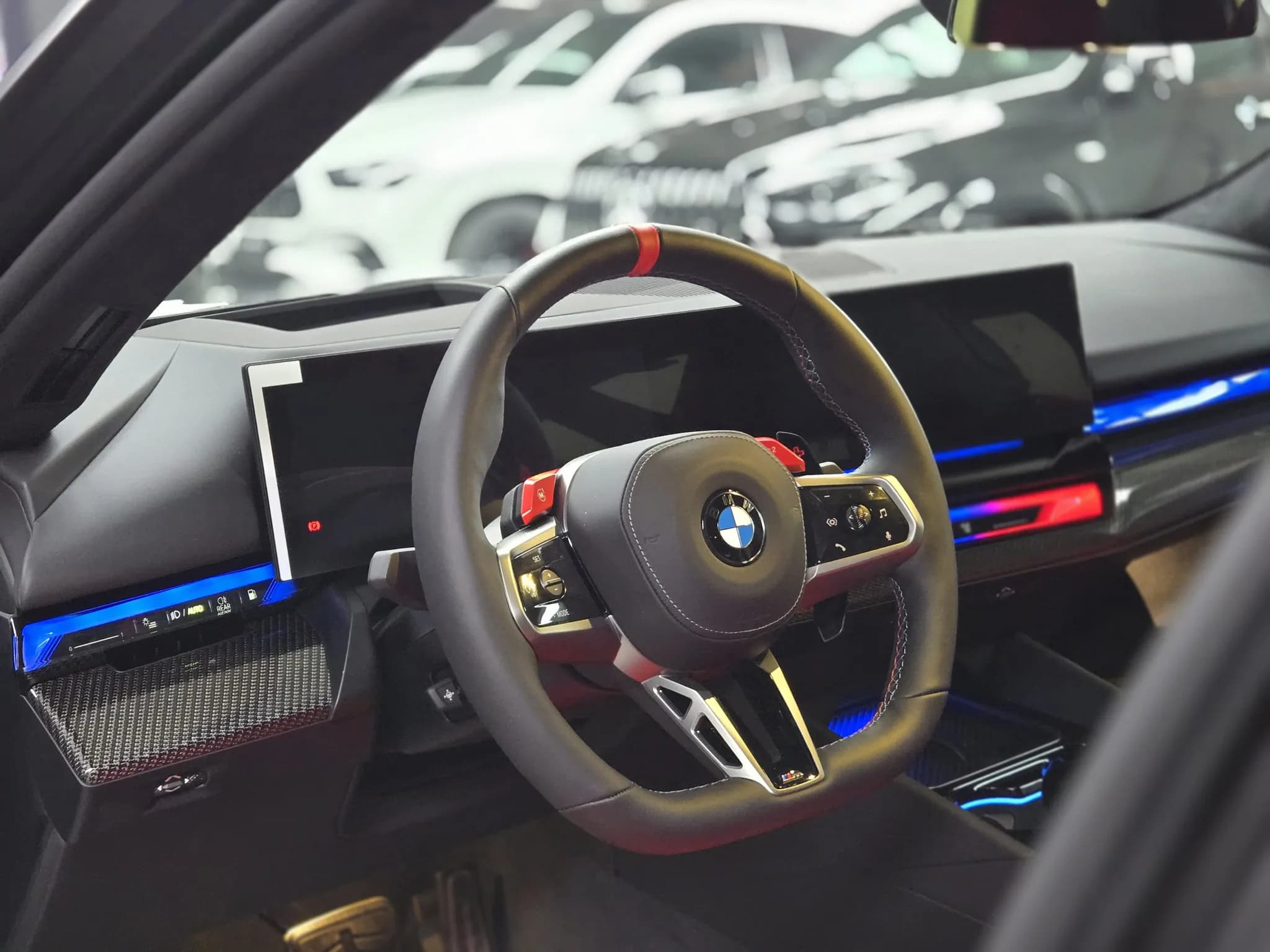 BMW M5 Sedan / Ultimate Package — imaginea 17