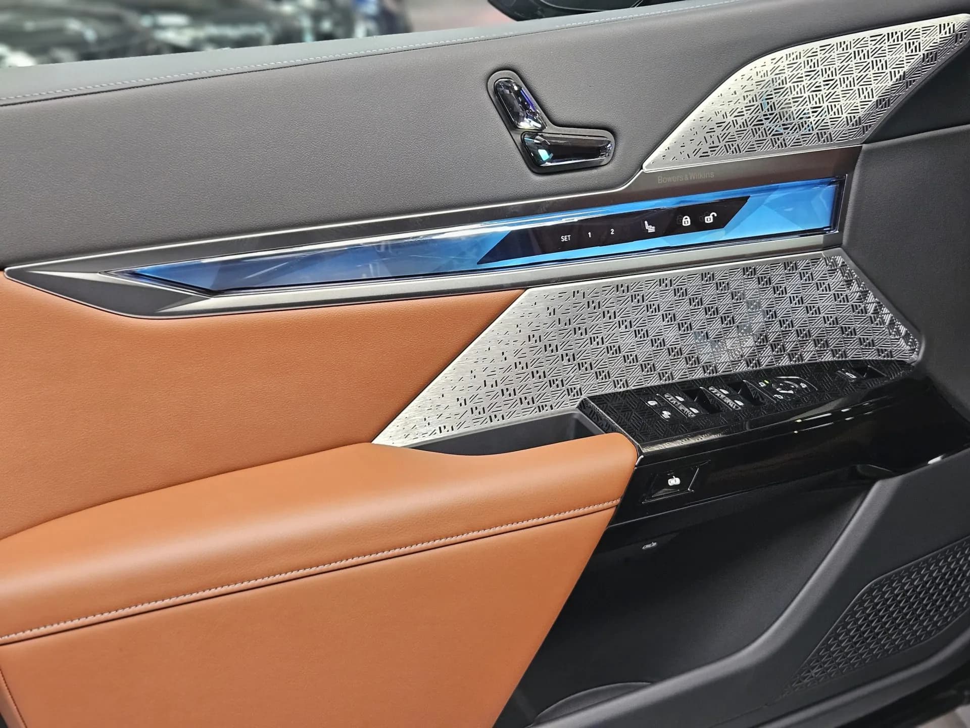BMW 740d M Sport&Bi-Color — imaginea 16
