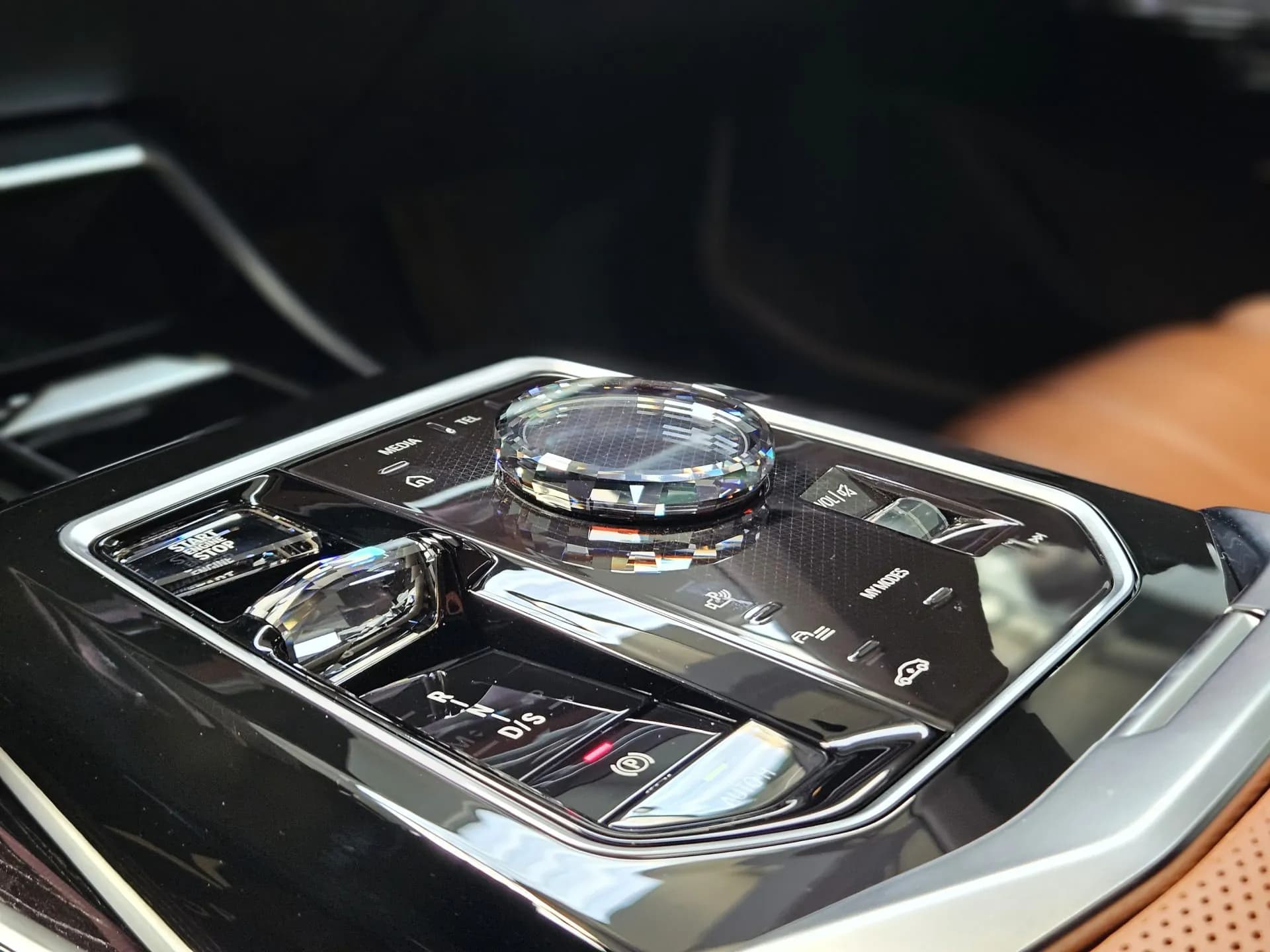 BMW 740d M-Sport — imaginea 21