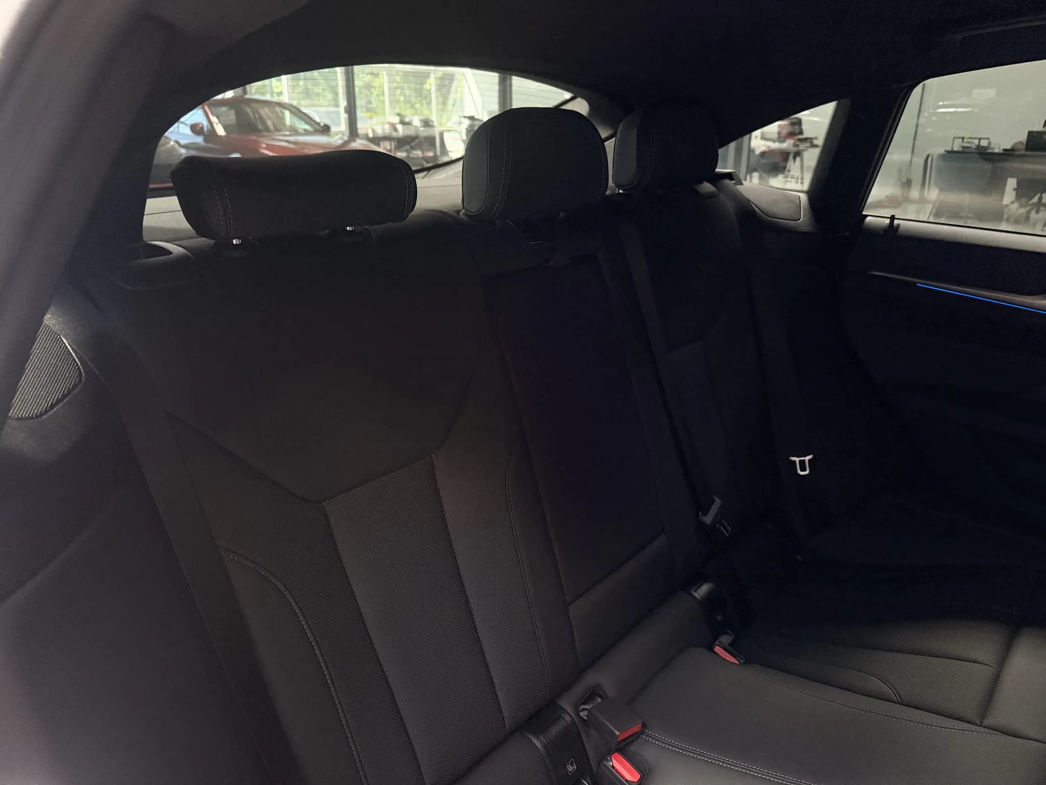 BMW Seria 4 420d xDrive — imaginea 15
