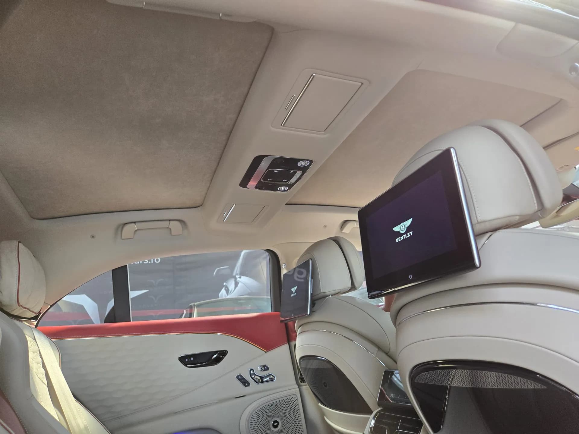 Bentley Flying Spur Mulliner — imaginea 14
